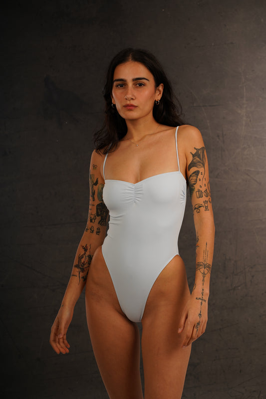 One Piece: Light Blue