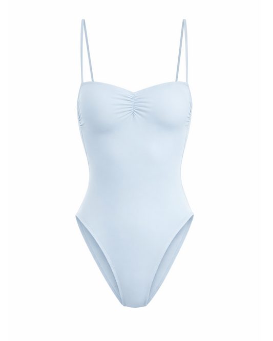One Piece: Light Blue